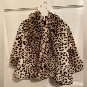 Cach Cach Faux Fur Girls Size 2T coat w/hood warm and soft
